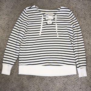 A very comfortable sweater great for any occasion!